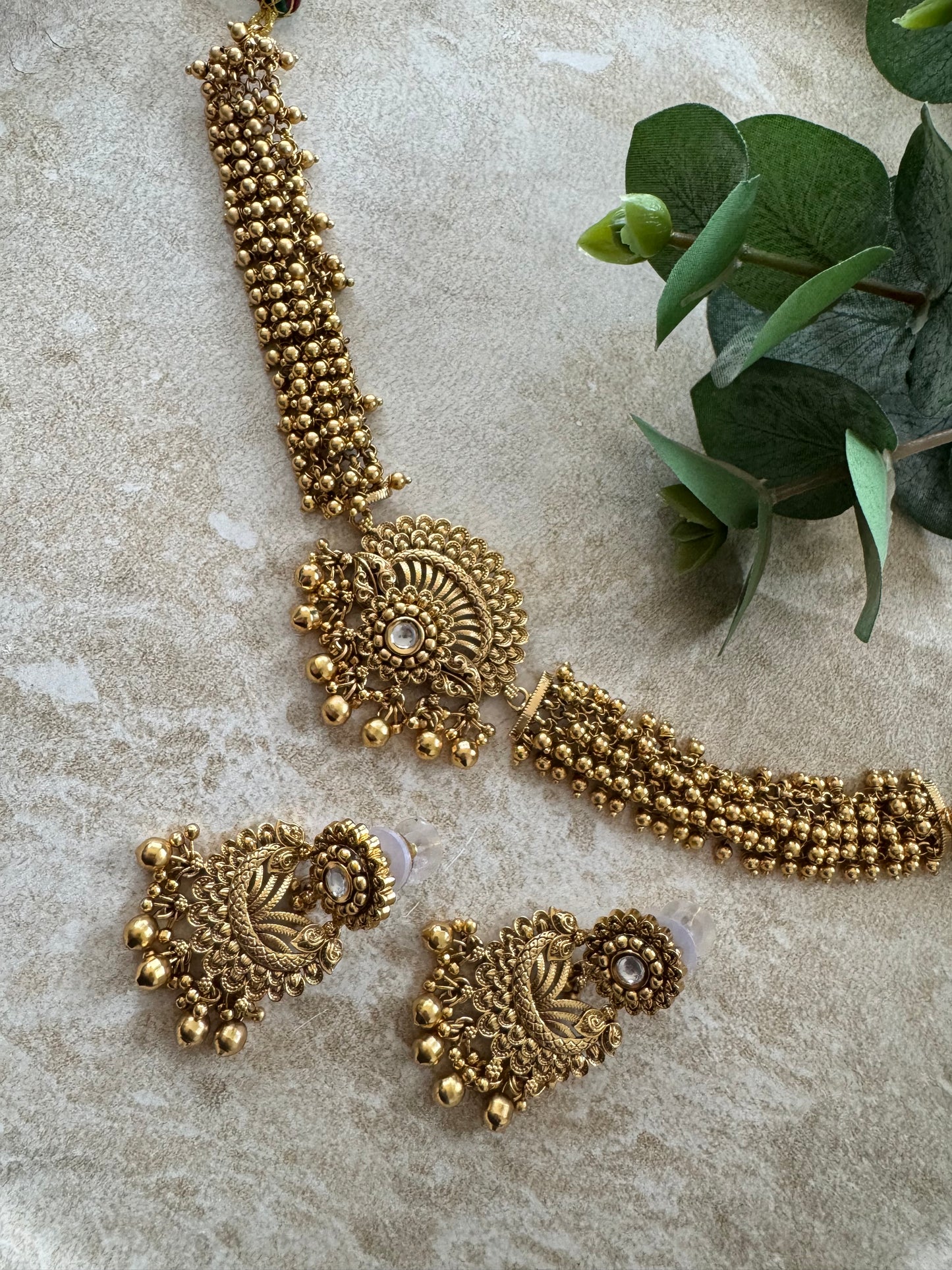 Saadhna Necklace